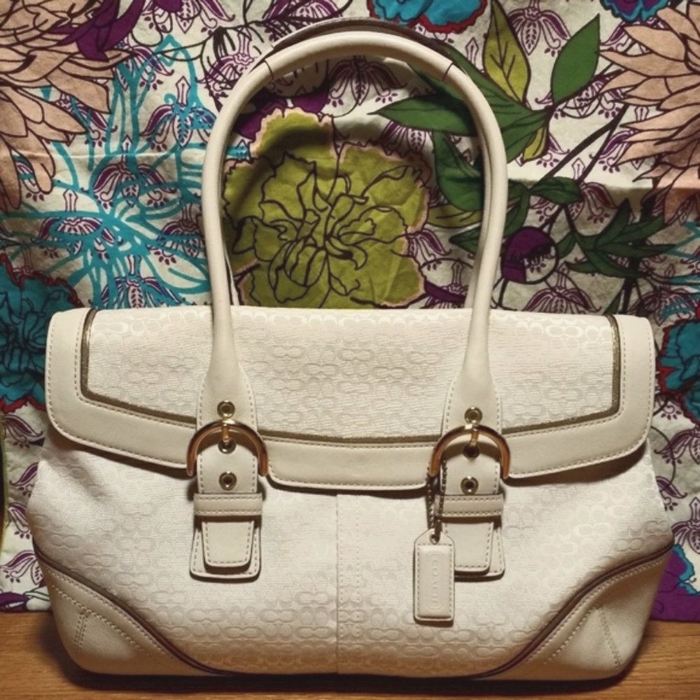 NWOT Coach Hampton Soho Flap Satchel